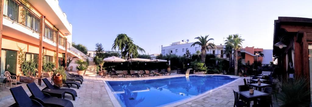 Hotel Cuor Di Puglia Alberobello Kültér fotó